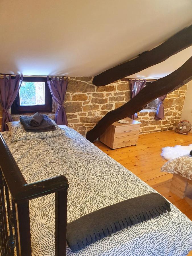 Casa Leonarda, Old Authentic Istrian Stone House Near Motovun, Central Istria Zamask Exterior foto